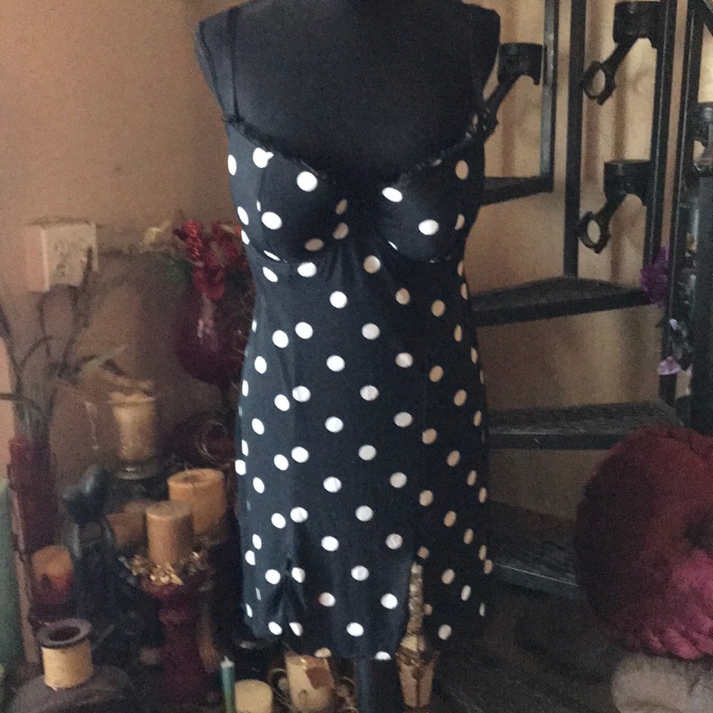NWOT Smart & Sexy Polka Dot Chemise Slip
